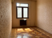Satılır 3 otaqlı 70 m2 köhnə tikili Nərimanov r.