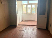 Satılır 3 otaqlı 80 m2 köhnə tikili İnşaatçılar m.