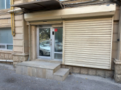 Satılır 4 otaqlı 190 m2 obyekt 28 May m.