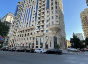 Satılır 4 otaqlı 242 m2 yeni tikili 28 May m.