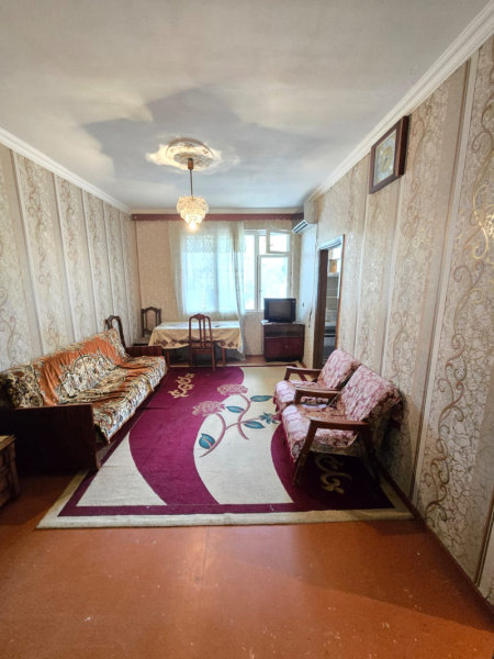 Satılır 2 otaqlı 50 m2 köhnə tikili 4 mkr