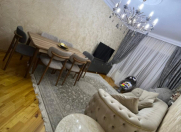 Satılır 2 otaqlı 60 m2 köhnə tikili Əhmədli m.