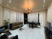 Satılır 3 otaqlı 120 m2 yeni tikili Ağ şəhər