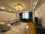 Satılır 3 otaqlı 180 m2 yeni tikili 8 Noyabr m.