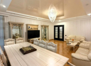 Satılır 4 otaqlı 150 m2 yeni tikili Hüseyn Cavid parkı