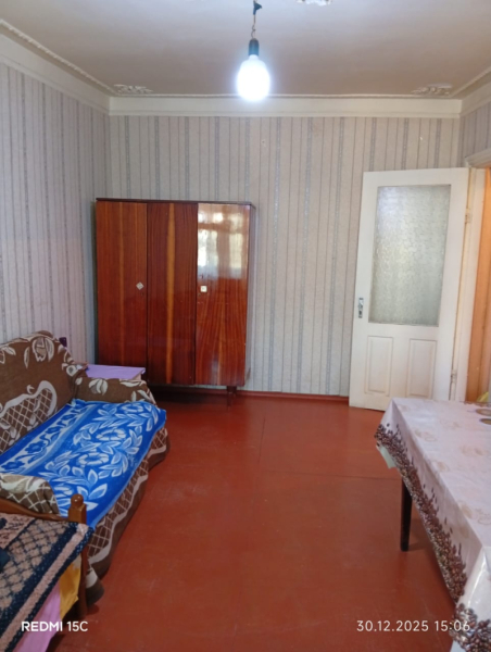 Satılır 1 otaqlı 30 m2 köhnə tikili İnşaatçılar m.
