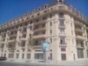 Satılır 3 otaqlı 137 m2 yeni tikili Ağ şəhər