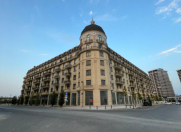 Satılır 4 otaqlı 121 m2 yeni tikili Ağ şəhər