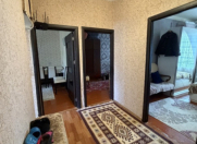 Satılır 3 otaqlı 65 m2 köhnə tikili Xalqlar Dostluğu m.