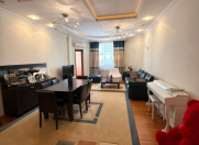 Satılır 3 otaqlı 150 m2 yeni tikili 28 May m.