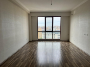 Satılır 3 otaqlı 92 m2 yeni tikili Gənclik m.