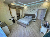 Satılır 3 otaqlı 80 m2 yeni tikili Xalqlar Dostluğu m.