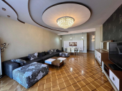 Satılır 4 otaqlı 180 m2 yeni tikili Gənclik m.