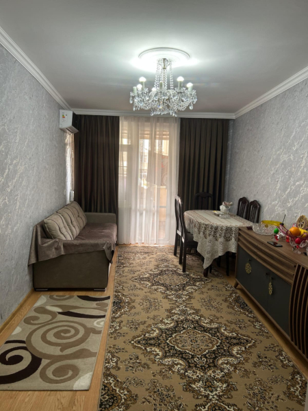 Satılır 2 otaqlı 50 m2 köhnə tikili Neftçilər m.