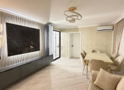 Satılır 3 otaqlı 90 m2 köhnə tikili Gənclik m.