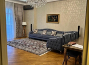Satılır 4 otaqlı 160 m2 yeni tikili 28 May m.