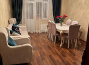 Satılır 3 otaqlı 130 m2 yeni tikili Xalqlar Dostluğu m.