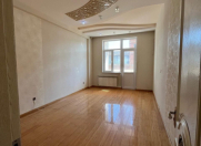 Satılır 3 otaqlı 135 m2 yeni tikili 8 Noyabr m.