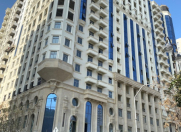 Satılır 4 otaqlı 242 m2 yeni tikili 28 May m.