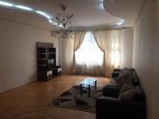 Satılır 3 otaqlı 140 m2 yeni tikili Nizami m.