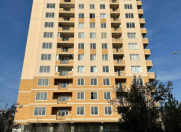 Satılır 3 otaqlı 130 m2 yeni tikili Qara Qarayev m.