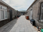 Satılır 9 otaqlı 800 m2 həyət evi Qobu