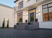Satılır 7 otaqlı 450 m2 villa Badamdar