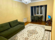 Satılır 3 otaqlı 75 m2 köhnə tikili Həzi Aslanov m.