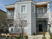 Satılır 5 otaqlı 220 m2 həyət evi Biləcəri