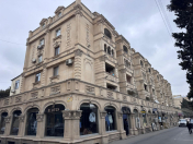 Satılır 2 otaqlı 65 m2 köhnə tikili Nərimanov r.