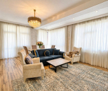Satılır 4 otaqlı 160 m2 yeni tikili Gənclik m.