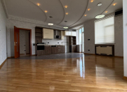 Satılır 3 otaqlı 120 m2 yeni tikili İnşaatçılar m.
