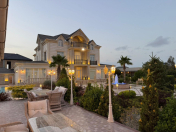 Satılır 8 otaqlı 760 m2 villa Novxanı