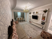 Satılır 3 otaqlı 80 m2 köhnə tikili 4 mkr