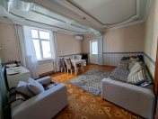 Satılır 2 otaqlı 90 m2 yeni tikili Memar Əcəmi m.