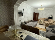 Satılır 3 otaqlı 93 m2 köhnə tikili İnşaatçılar m.
