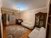 Satılır 3 otaqlı 80 m2 köhnə tikili Qaraçuxur