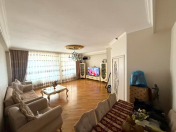 Satılır 4 otaqlı 135 m2 yeni tikili İnşaatçılar m.