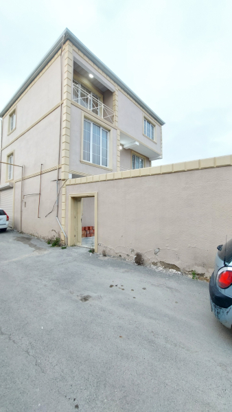 Satılır 6 otaqlı 250 m2 həyət evi Masazır