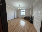 Satılır 2 otaqlı 92 m2 yeni tikili Memar Əcəmi m.