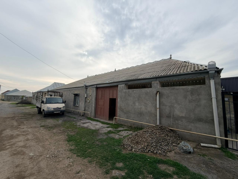 Satılır 4 otaqlı 250 m2 həyət evi Gəncə