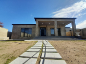 Satılır 5 otaqlı 230 m2 həyət evi Mərdəkan