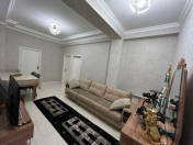 Satılır 2 otaqlı 79 m2 yeni tikili Saray