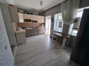 Satılır 4 otaqlı 200 m2 həyət evi Əmircan