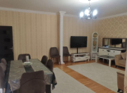 Satılır 5 otaqlı 130 m2 köhnə tikili Azadlıq prospekti m.