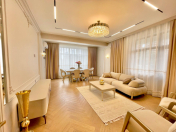 Satılır 3 otaqlı 120 m2 yeni tikili 28 May m.