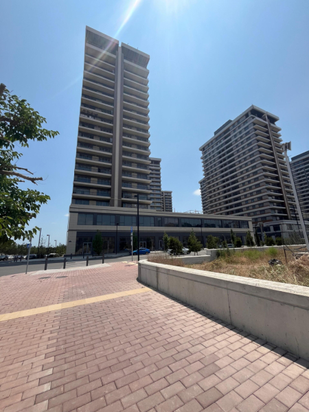 Satılır 3 otaqlı 157 m2 yeni tikili Ağ şəhər