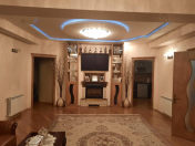 Satılır 4 otaqlı 170 m2 yeni tikili 9 mkr