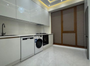 Satılır 3 otaqlı 100 m2 yeni tikili Nəsimi r.