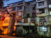 Satılır 2 otaqlı 44 m2 köhnə tikili Neftçilər metrosu